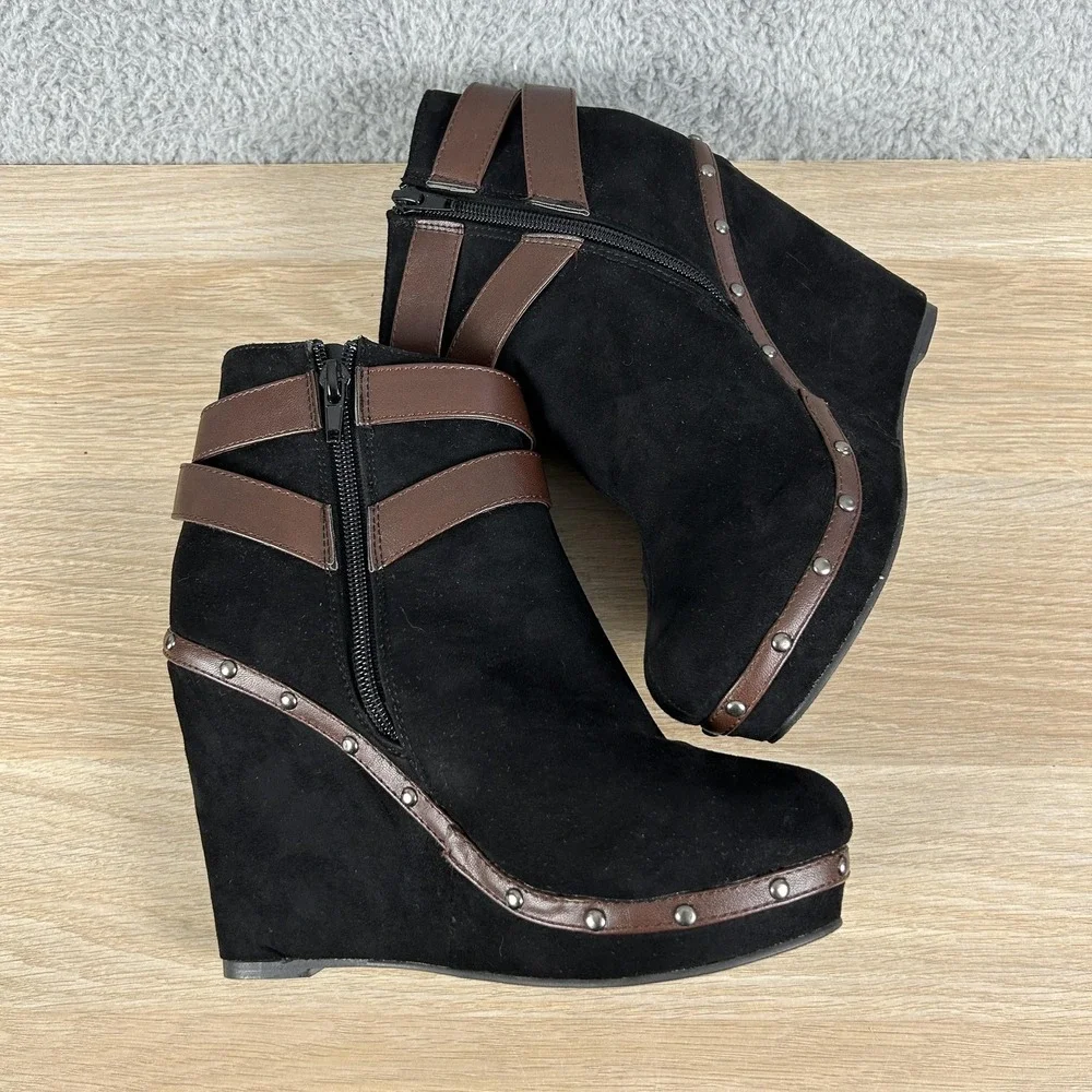 Red Circle Wedge Ankle‎ Booties Womens 8.5 Black Brown Strap Studded Side Zip